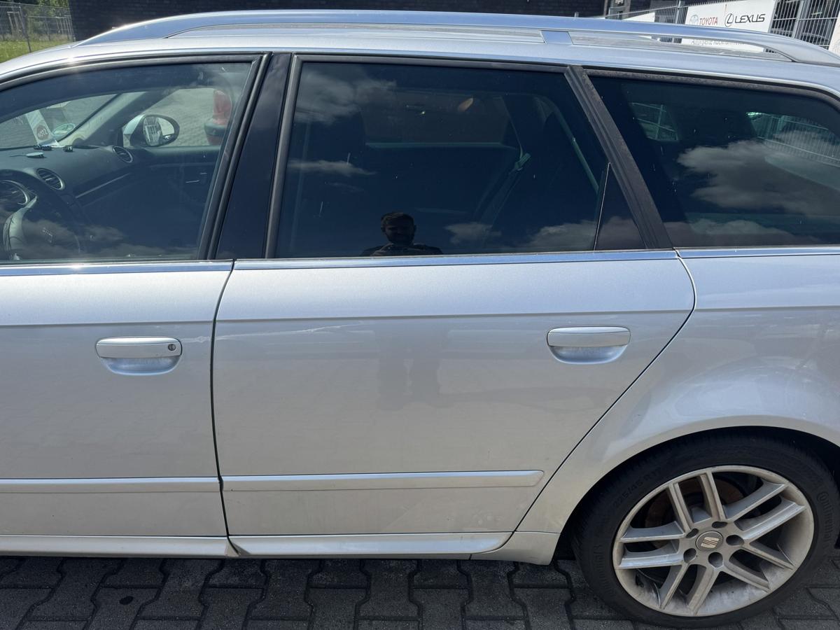 Seat Exeo original T&uuml;r hinten links LS7Y Lunasilber Kombi Rohbau Bj.2010